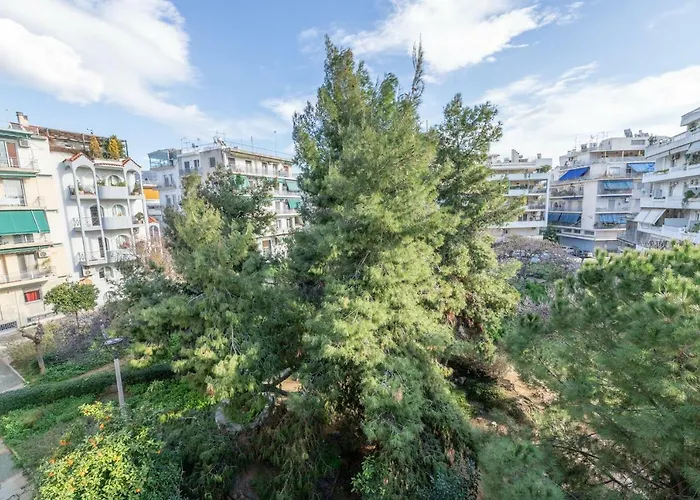 Top Sightseeing 3Rd Floor Studio On A Paved Road!