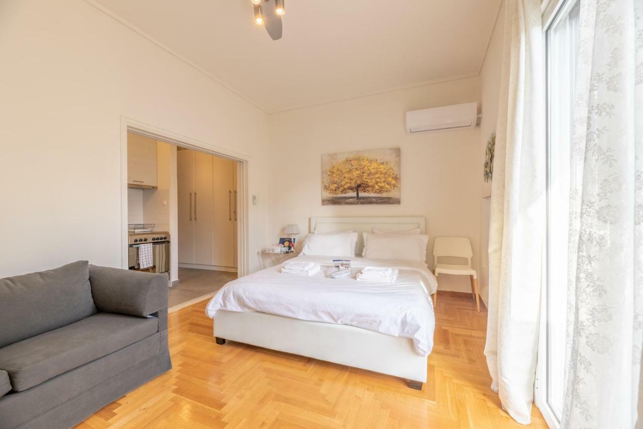 Sightseeing 3rd Floor On A Paved Road! Apartment Athen